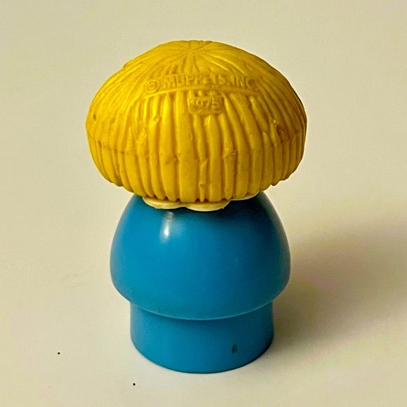 Vintage 1970s Fisher-Price Sesame Street Little People – Prairie Dawn - Picture 2 of 4